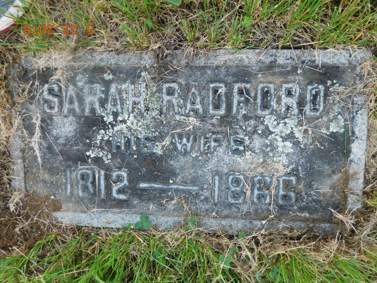 Sarah Gillette grave stone align=
